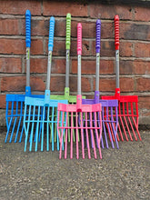 Load image into Gallery viewer, Red Gorilla Children's Tidee Fork