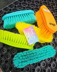 Colourful Dandy Brush