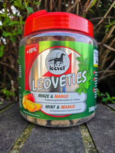 Load image into Gallery viewer, Leoveties Mint &amp; Mango Treats