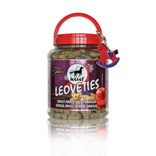 Load image into Gallery viewer, Leovet Leoveties Winter Treats 2.25kg