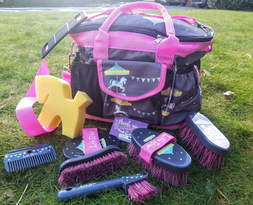 Merry Go Round Grooming Set