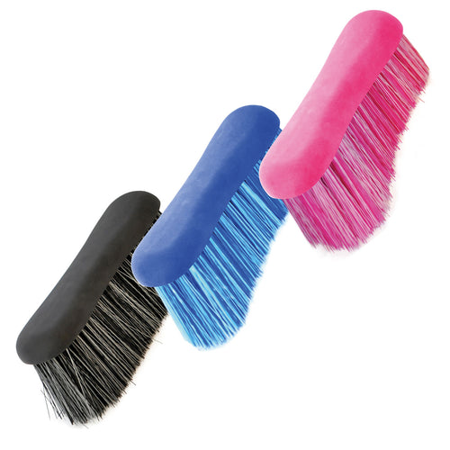 StableKit Grip Flick Brush